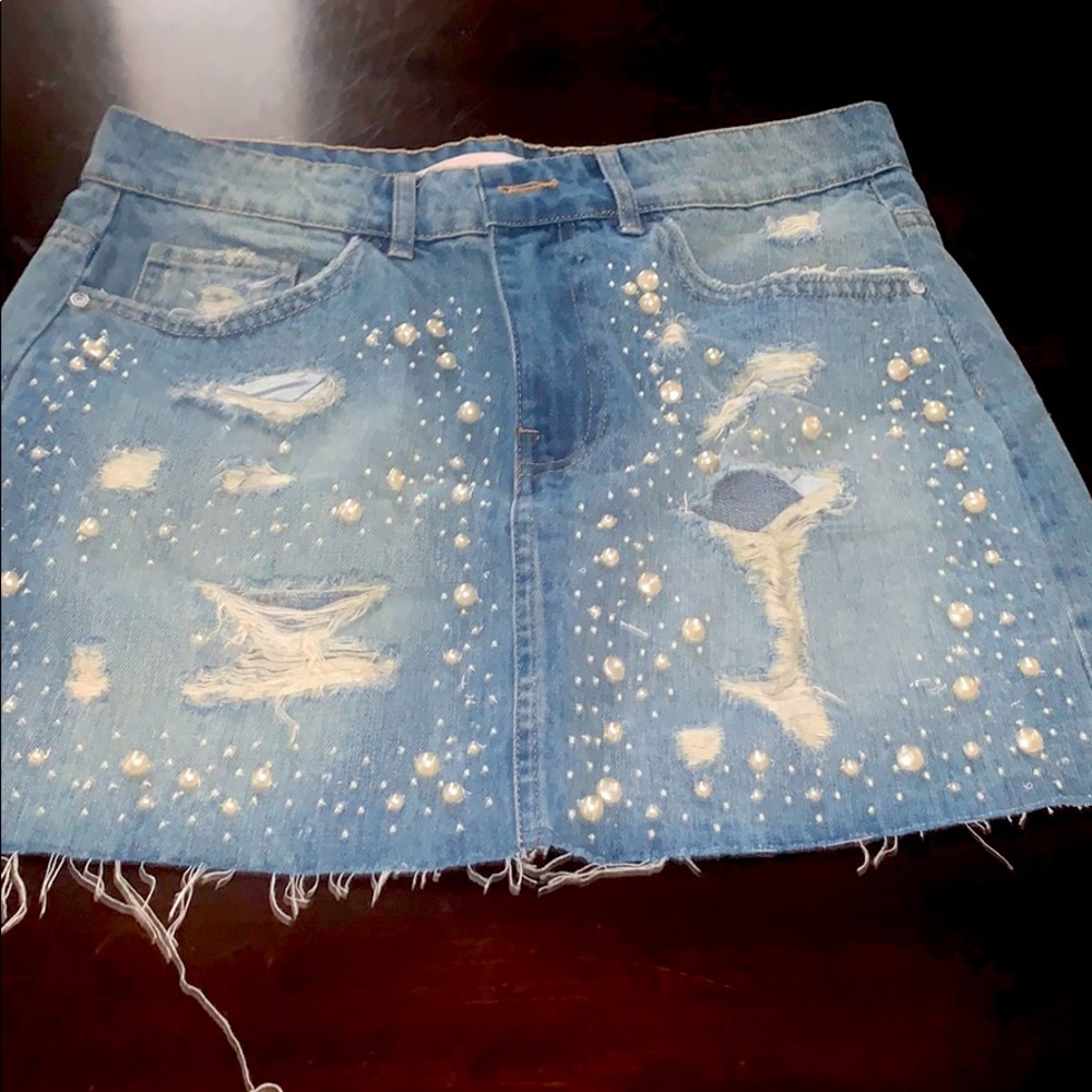 Zara Embellished mini skirt Medium